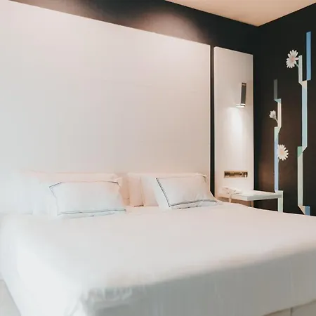 Nostrum Airport 3* Malaga
