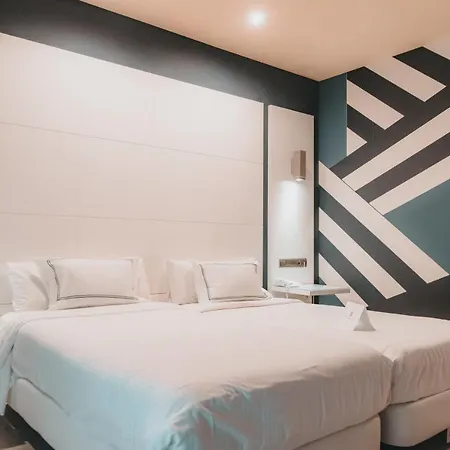 Nostrum Airport Hotell