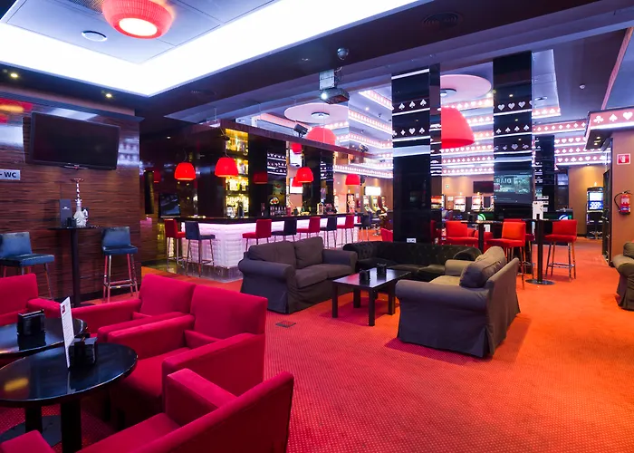 Nostrum Airport Hotel 3*