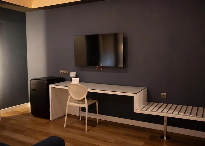 Nostrum Airport Hotel 3*