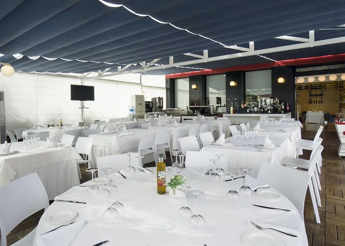 Hotel Nostrum Airport 3*