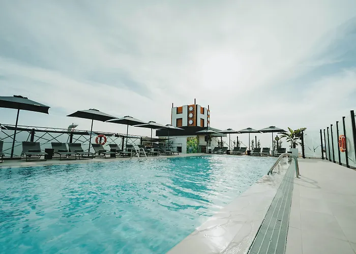 Hotel Nostrum Airport 3*